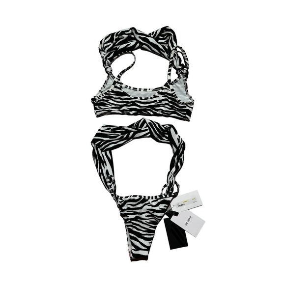 Zebra stripe swim suit - Picture 1 of 4